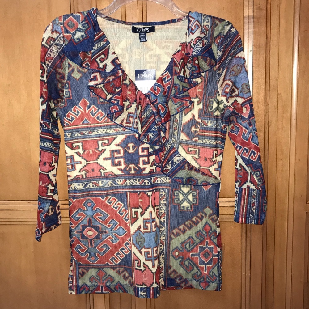 Chaps NWT Beautiful blouse in a great pattern.